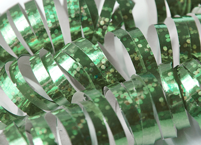 Luftschlangen Grün-Metallic mit holografischen Effekten
